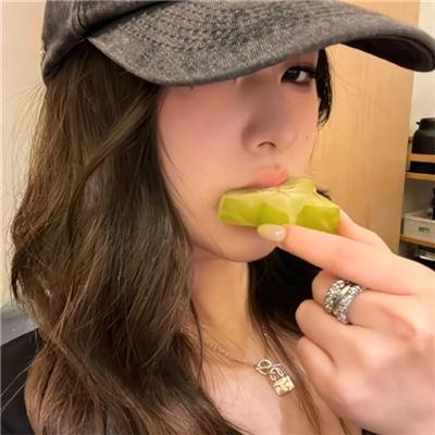 朋友与鳄鱼